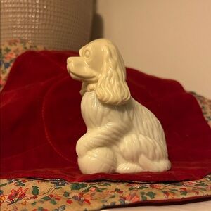 Vintage 1970’s Avon Milk Glass Lady Spaniel Decanter